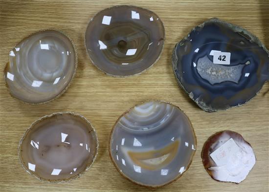 Six agate dishes
